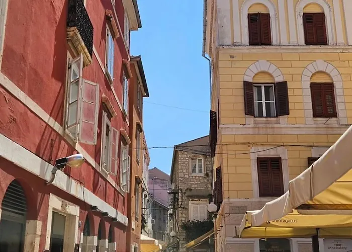 Adrianora With Freeparking Appartement Zadar