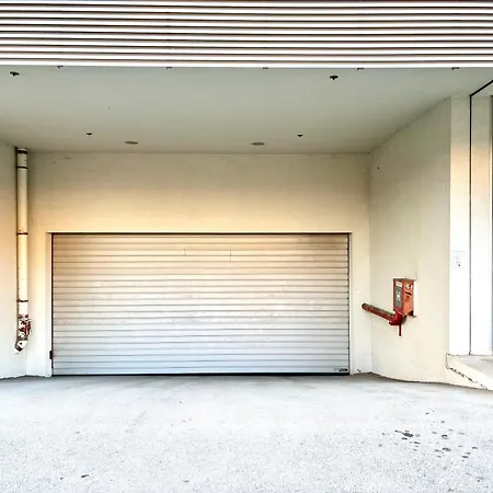 Adrianora With Freeparking Apartment *