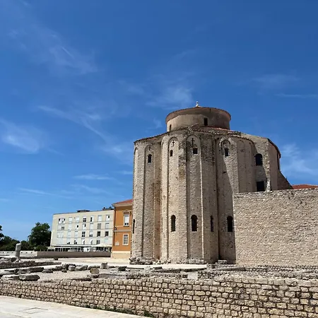 דירה Adrianora With Freeparking