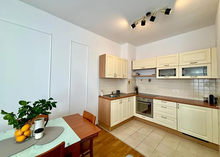 アパート Adrianora With Freeparking *